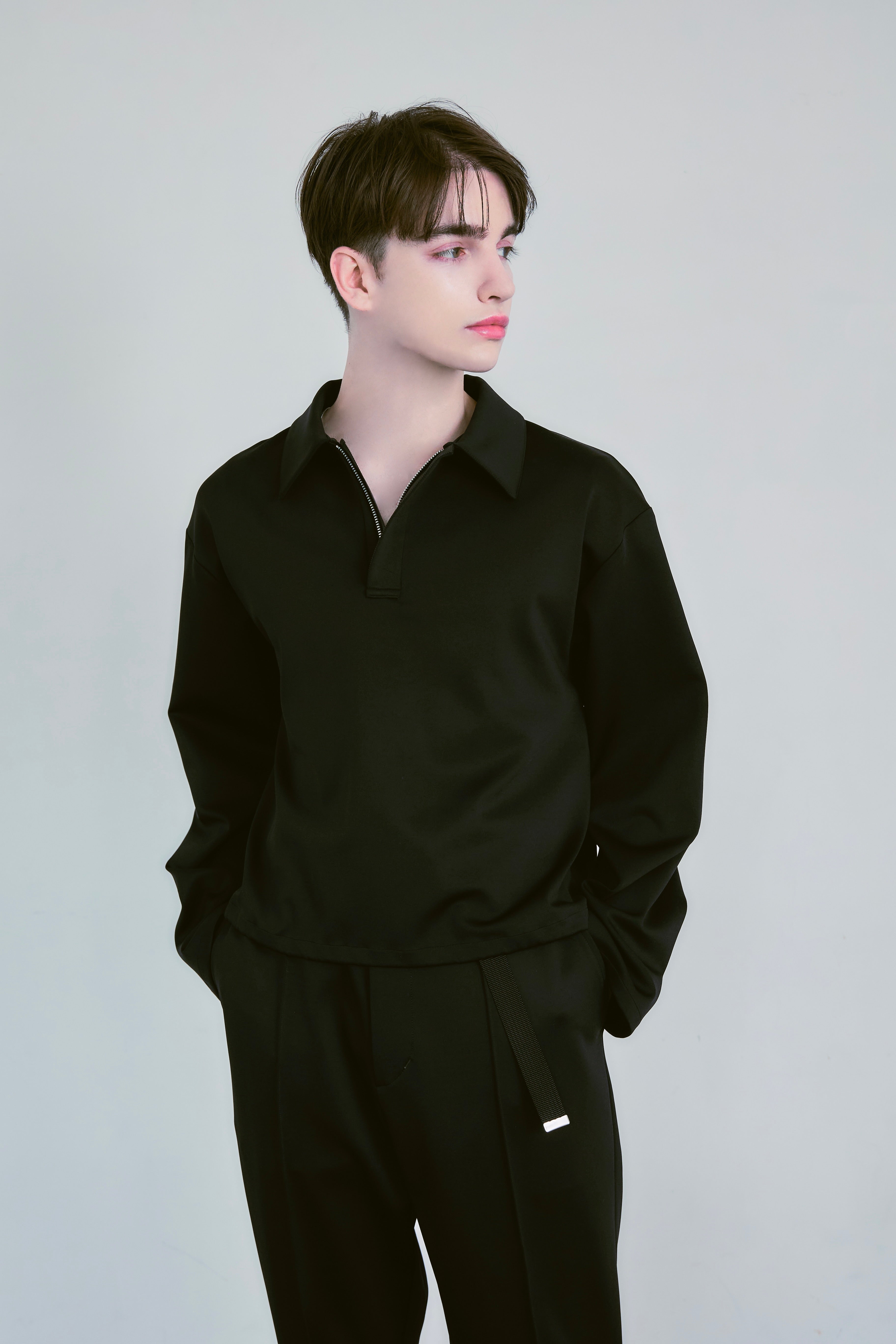 HALF ZIP PULLOVER