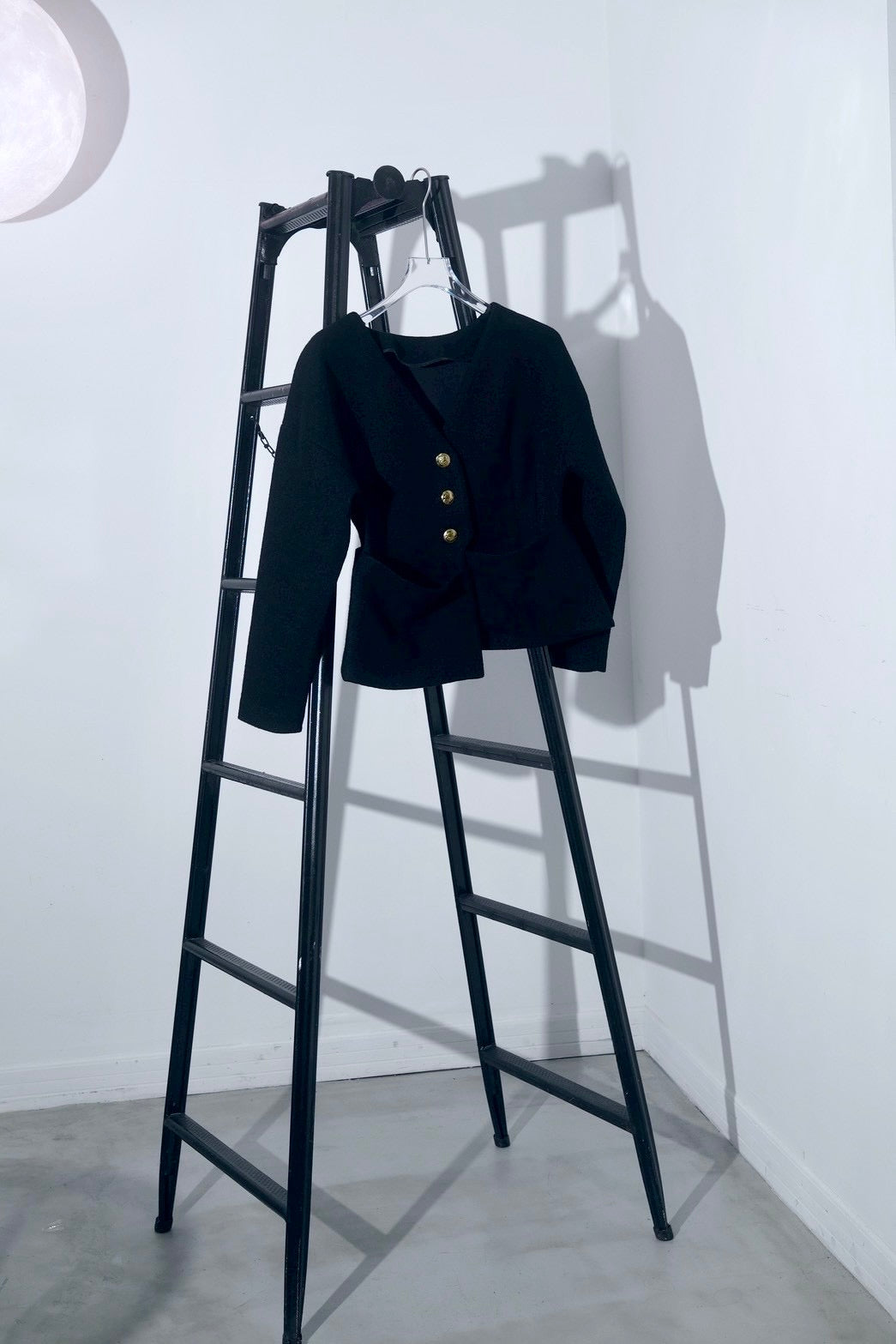 GOLD BUTTON WOOL JAKET